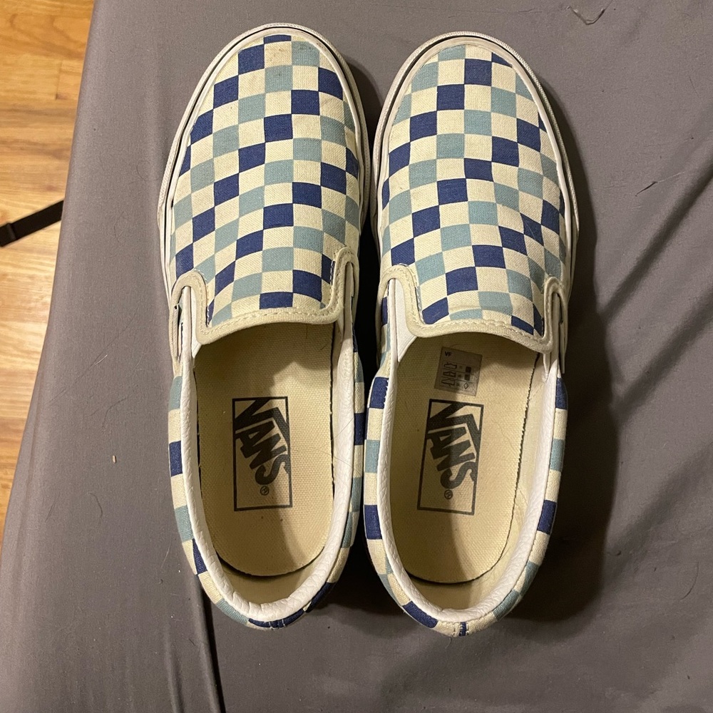 BLUE CHECKERED VANS